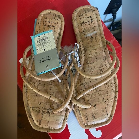 NWT A New Day™ Women's Leon Slide Sandals Tan Size 6 - Picture 3 of 3